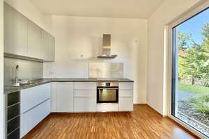 Wohnen zwischen Wasser und Natur – stilvolle Terrassenwohnung mit Garten & opt. Bootsliegeplatz – Die vollständige Adresse der Immobilie erhältst du vom Anbieter., 12587 Friedrichshagen, Berlin – Vorschaubild 3