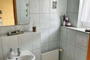 Viel Platz für den Alltag im modernen Reihenhaus in Remseck am Neckar – Die vollständige Adresse der Immobilie erhältst du vom Anbieter., 71686 Remseck am Neckar – Vorschaubild 7