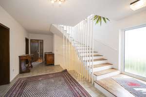 Bogenhausen-Englschalking! Lichterfülltes Einfamilienhaus auf sonnigem Grund – Die vollständige Adresse der Immobilie erhältst du vom Anbieter., 81929 Daglfing, München – Vorschaubild 9