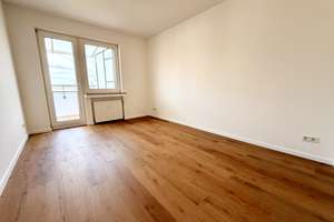 Traum-Penthouse mit 3 Balkonen, EBK und Aufzug direkt auf der Lorettostraße – Lorettostraße 5, 40219 Unterbilk, Düsseldorf – Vorschaubild 10