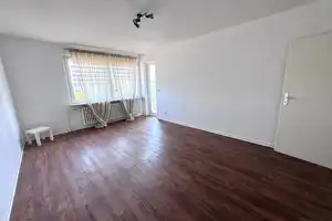 //  3 Zimmer Wohnung mit Balkon // – Richard-Wagner-Straße 1, 47226 Duisburg – Vorschaubild 8