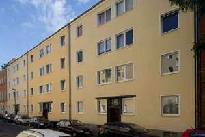 Ehrenfeld! Frisch sanierte 2 Zimmer-Wohnung, 52 qm, Küche, Tageslichtbad und Loggia zum 01.10.2026