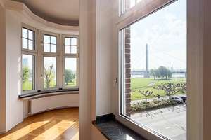 Rheinblick statt Fernsehen – läuft den ganzen Tag! – Die vollständige Adresse der Immobilie erhältst du vom Anbieter., 40545 Oberkassel, Düsseldorf – Vorschaubild 2