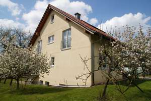 Großzügiges Einfamilienhaus mit Gartenparadies für die perfekte Familienidylle in Gemmingen – Die vollständige Adresse der Immobilie erhältst du vom Anbieter., 75050 Gemmingen – Vorschaubild 2