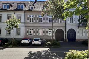 Historisches Mehrfamilienhaus von 1828 mit attraktivem Ausbaupotenzial – Die vollständige Adresse der Immobilie erhältst du vom Anbieter., 76133 Innenstadt-West, Karlsruhe – Vorschaubild 3