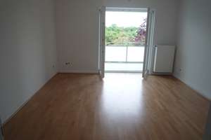 Schöne helle Single-Wohnung, großer Balkon mit Blick ins Grüne; gute Verkehrsanbindungen! – Die vollständige Adresse der Immobilie erhältst du vom Anbieter., 40470 Mörsenbroich, Düsseldorf – Vorschaubild 2