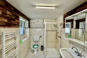 Teilrenoviertes Einfamilienhaus | 4 ZK2B | ca. 130 m² Wohnfläche | ca. 261 m² Grundstück | Wittlich – Die vollständige Adresse der Immobilie erhältst du vom Anbieter., 54516 Wittlich – Vorschaubild 9