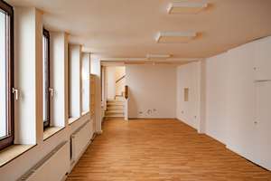 Komplettes Hinterhaus mit 2 Etagen (100qm) – Gutenbergstrasse 3, 70176 Feuersee, Stuttgart – Vorschaubild 3