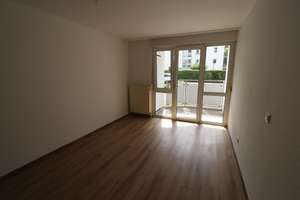 Helle 4-Zimmer-Wohnung mit vier Balkonen, 2 Stellplätzen und zwei Bädern in Köln-Junkersdorf – Die vollständige Adresse der Immobilie erhältst du vom Anbieter., 50858 Junkersdorf, Köln – Vorschaubild 7