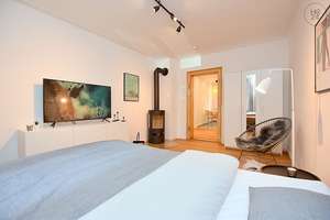 Wunderschön möblierte  Wohnung mit Balkon im beliebten Stuttgarter Westen – Die vollständige Adresse der Immobilie erhältst du vom Anbieter., 70197 Feuersee, Stuttgart – Vorschaubild 2