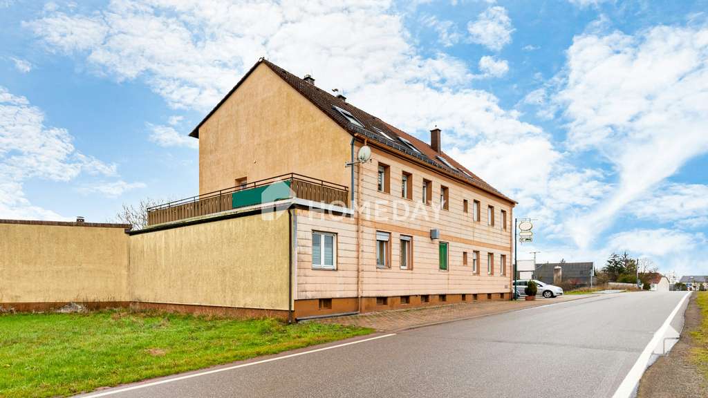 Immobilie in Lemberg - Investoren und Gastronomen aufgepasst: vielseitiges Anwesen mit großem Potenzial - Bild 1