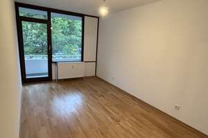 frisch renovierte  3-Zimmer-Wohnung in München Bogenhausen – 81927 Johanneskirchen, München – Vorschaubild 3