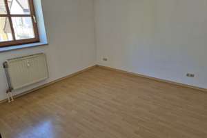 1. Juni 2026:Helle 2-Zimmer-Wohnung im 3. OG in Regensburg-Steinweg-Pfaffenstein – Die vollständige Adresse der Immobilie erhältst du vom Anbieter., 93059 Steinweg-Pfaffenstein, Regensburg – Vorschaubild 3