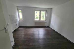 Ab zum 01.10.2026: 2-Zimmer plus Wohnküche, mit modernem Tageslichtbad – 40599 Hassels, Düsseldorf – Vorschaubild 4