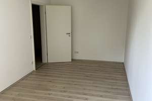 Frisch renoviertes Reihenmittelhaus in ruhiger Lage - sofort bezugsbereit – Die vollständige Adresse der Immobilie erhältst du vom Anbieter., 65936 Sossenheim, Frankfurt am Main – Vorschaubild 14