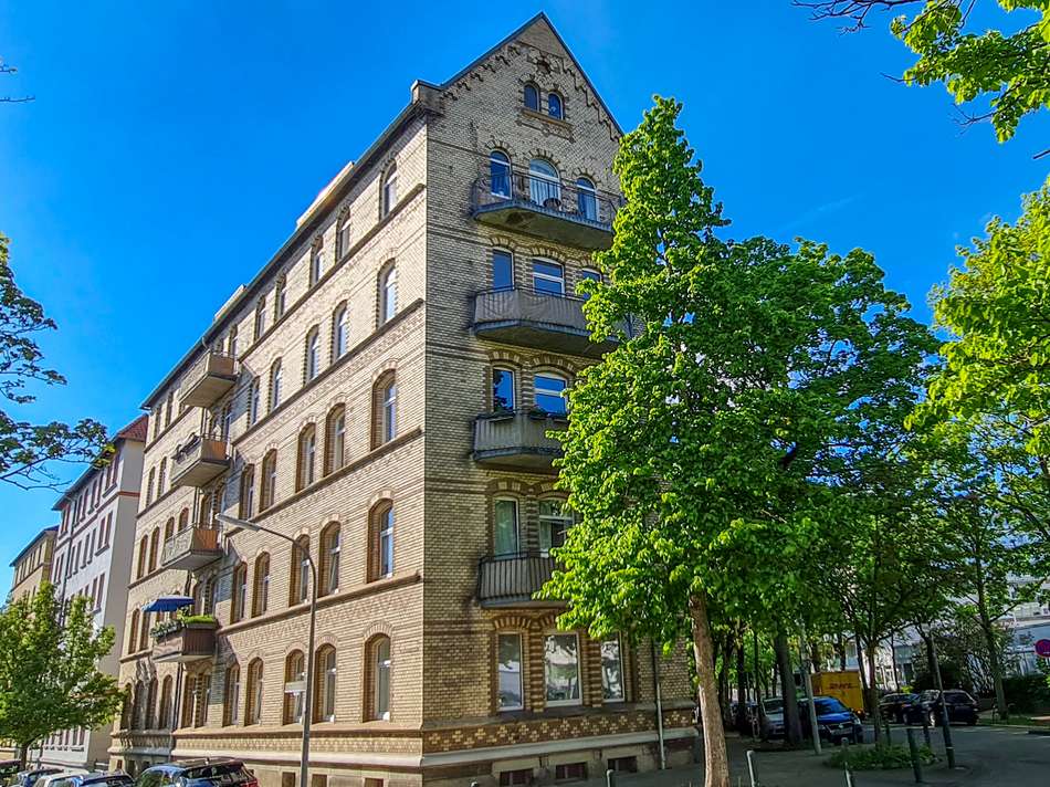 Mehrfamilienhaus