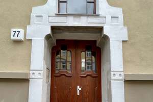 ** Exklusive 3-Raum-Wohnung mit FHZ und Balkon im sanierten Altbau / WE 09**
