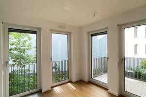 Balkon-2-Zimmer-Terrassenwohnung mit moderner Küche in Frankfurt – 60329 Bahnhofsviertel, Frankfurt am Main – Vorschaubild 8