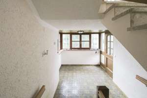 Mehrfamilienhaus in ruhiger Lage von Neustadt/Donau - ideal für Kapitalanleger & Großfamilien – Die vollständige Adresse der Immobilie erhältst du vom Anbieter., 93333 Neustadt an der Donau – Vorschaubild 2