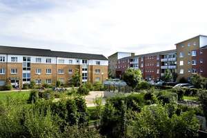 Schöne Erdgeschoss-Wohnung mit kleinem Garten - nur mit WBS für 2 Personen anzumieten!