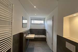 Traumhafte Wohnung am Rochusweg - 3,5 Zimmer, 2 Bäder, Balkon, Einbauküche, Tiefgarage ! – 33102 Kernstadt, Paderborn – Vorschaubild 12