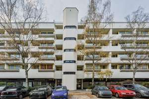Modernisierte 1-Zimmer-Wohnung mit Balkon und Einbauküche in Berlin-Wilmersdorf / Schmargendorf
