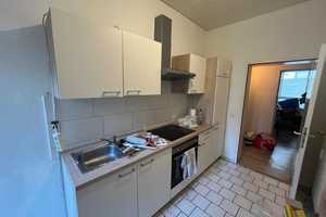 Modernisierte 3- Zimmer Altbauwohnung *nur schriftl.Anfragen* – Iltisstrasse 5, 24143 Kiel – Vorschaubild 2