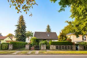 Freies, unterkellertes Einfamilienhaus mit Tiefgarage in ruhiger Seitenstraße, Berlin-Mahlsdorf-Süd – Die vollständige Adresse der Immobilie erhältst du vom Anbieter., 12623 Mahlsdorf, Berlin – Vorschaubild 12