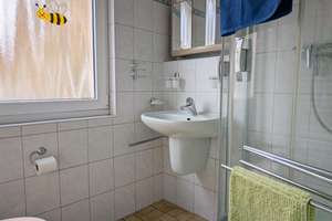 Klein, aber mit viel Potential. 3 Zimmer, Küche, Bad und Ausbaureserve in der alten Frohen Zukunft – Die vollständige Adresse der Immobilie erhältst du vom Anbieter., 6118 Frohe Zukunft, Halle (Saale) – Vorschaubild 6