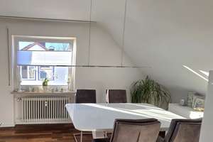 Helle 3–4 Zimmer Wohnung mit Kamin, Südbalkon & Blick über Stuttgart – Die vollständige Adresse der Immobilie erhältst du vom Anbieter., 70439 Stammheim-Süd, Stuttgart – Vorschaubild 8