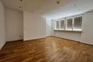 *Stilvolle 4 Zimmerwohnung mit Einbauküche und En Suite Badezimmer – Bahnhofstraße 20, 65185 Mitte, Wiesbaden – Vorschaubild 7