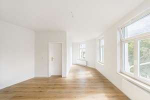 Stilvoll saniert: 2-Zimmer-Wohnung in Leipzig-Altlindenau – 4177 Altlindenau, Leipzig – Vorschaubild 2