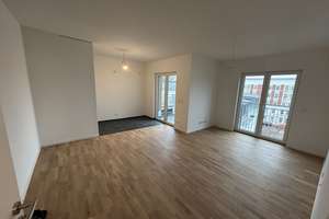 Traumhaft schöne 2-Raum-Wohnung mit EBK und Logia