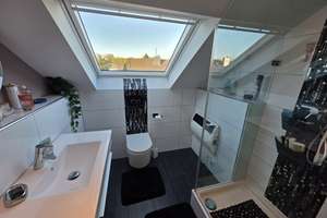 Kernsaniertes Haus (2017) mit Pool, Sauna, Kamin, Südbalkon & großer Südterrasse – Die vollständige Adresse der Immobilie erhältst du vom Anbieter., 47803 Inrath/Kliedbruch, Krefeld – Vorschaubild 22