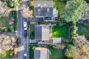 Freistehendes Einfamilienhaus mit Garage in idyllischer Sackgassenlage unweit der Bonner Rheinaue – Die vollständige Adresse der Immobilie erhältst du vom Anbieter., 53175 Hochkreuz, Bonn – Vorschaubild 20