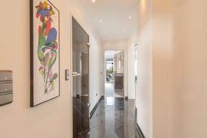 Komfortables Penthouse in ruhiger Lage mit Aufzug und Tiefgaragenplatz – Die vollständige Adresse der Immobilie erhältst du vom Anbieter., 22529 Lokstedt, Hamburg – Vorschaubild 7