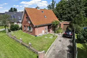 Ländliches Kleinod mit Potenzial, Charmantes Einfamilienhaus - Ländliches Idyll in Meeresnähe. – Dithmarschen (Kreis) – Vorschaubild 1