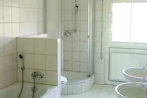 Modernes Reiheneckhaus mit schönem Garten, mit Garage, 2 Stellplätzen und Einbauküche – Bamberg (Kreis) – Vorschaubild 10