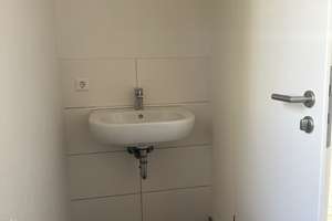 RESERVIERT Gepflegte Doppelhaushälfte mit 4 Zimmern in Lauingen (Donau) – Die vollständige Adresse der Immobilie erhältst du vom Anbieter., 89415 Lauingen (Donau) – Vorschaubild 4
