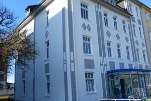 Gepflegetes Mehrfamilienhaus *8 Einheiten  + Stellplätze - vollvermietet* – Wechselburger Straße 12, 9116 Altendorf, Chemnitz – Vorschaubild 2