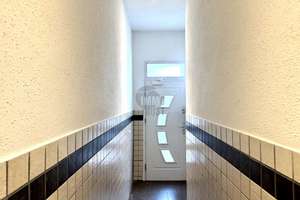 Attraktives Mehrfamilienhaus in Bremen – 4 Einheiten, Gewerbe & Entwicklungspotenzial – Die vollständige Adresse der Immobilie erhältst du vom Anbieter., 28217 Westend, Bremen – Vorschaubild 2