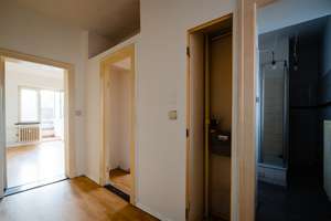 Light-filled, spacious vacant apartment with large balcony, Friedenau. – Eisackstraße 29, 10827 Schöneberg, Berlin – Vorschaubild 16