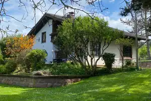 Ferienhaus in Waldrandlage mit traumhaftem Fernblick! – Trier-Saarburg (Kreis) – Vorschaubild 1