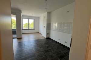 Schöne helle, moderne,  4-Zimmer-Wohnung  - 2 Loggia - am Münchner Westkreuz - POZ – Die vollständige Adresse der Immobilie erhältst du vom Anbieter., 81243 Aubing-Süd, München – Vorschaubild 8