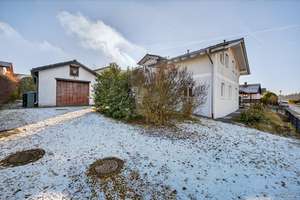 Exklusives Einfamilienhaus mit Aufzug und Doppelgarage – Die vollständige Adresse der Immobilie erhältst du vom Anbieter., 83561 Ramerberg – Vorschaubild 3