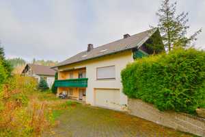 Großzügiges Einfamilienhaus mit schönem Grundstück und vollumfänglich ausbaufähigem Dachgeschoss – Kronach (Kreis) – Vorschaubild 2