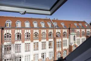 Friedenauer Wohntraum: stilvolles Dachgeschoss mit Aufdachterrasse im Erstbezug! – Bennigsenstraße 5, 12159 Friedenau, Berlin – Vorschaubild 13