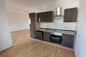 Sonnige 3 Zimmerwohnung - moderne Einbauküche - Balkon – Augustusburger Straße 149, 9126 Chemnitz – Vorschaubild 5