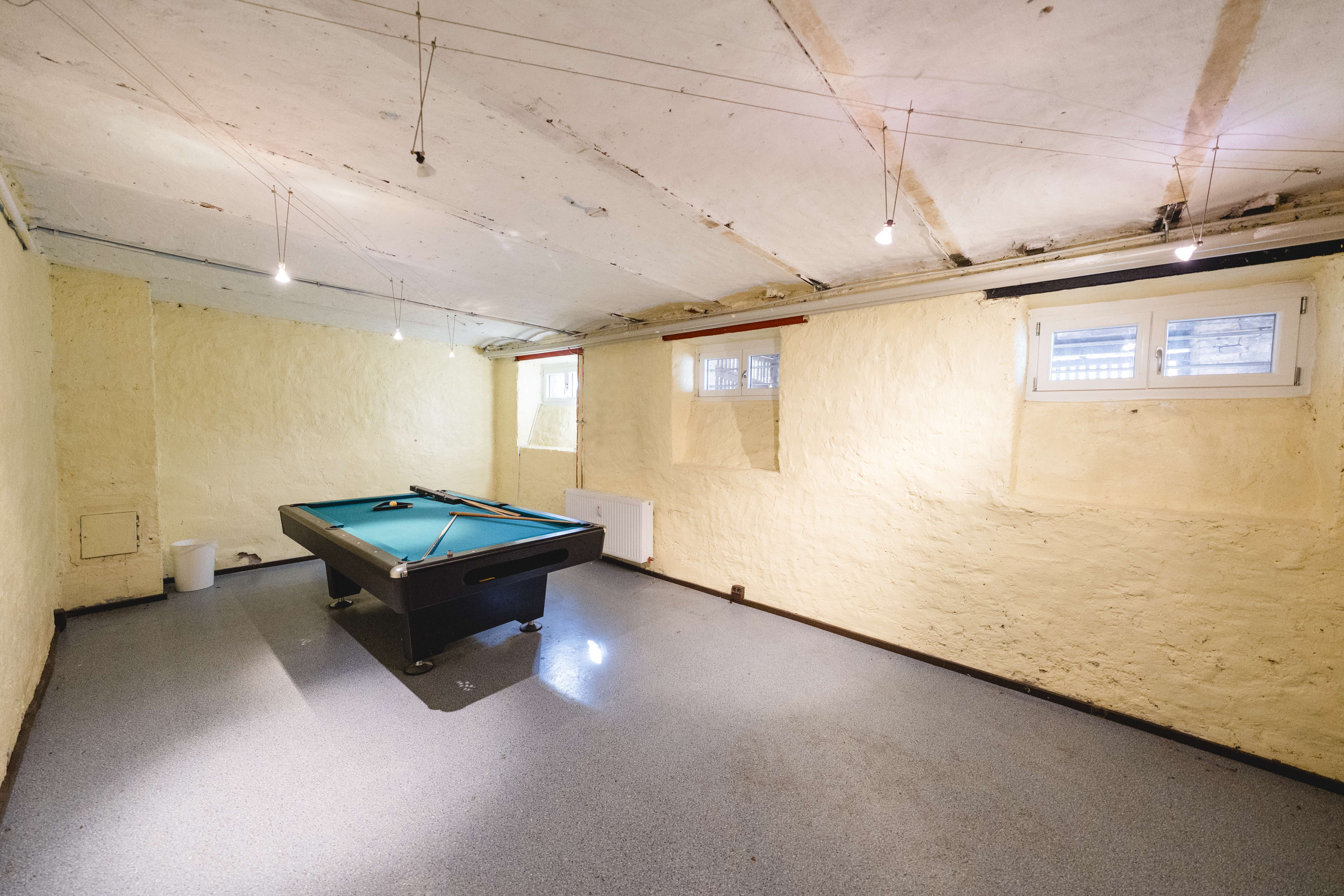 Immobilie in Ispringen - Ein Haus mit Seele: Großzügige Fläche in historischem Gebäude! - Bild 3