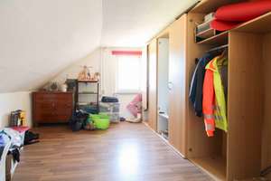 Einfamilienhaus mit Scheune, Pool und ca. 28.600 m² Grundstück – renovierungsbedürftig – Die vollständige Adresse der Immobilie erhältst du vom Anbieter., 9669 Frankenberg/Sachsen – Vorschaubild 7